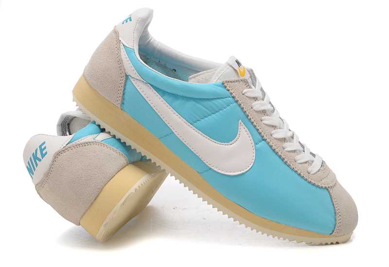 acheter nike cortez pascher pas cher nike cortez blanche us8,eur41,uk7 nouveaustyle